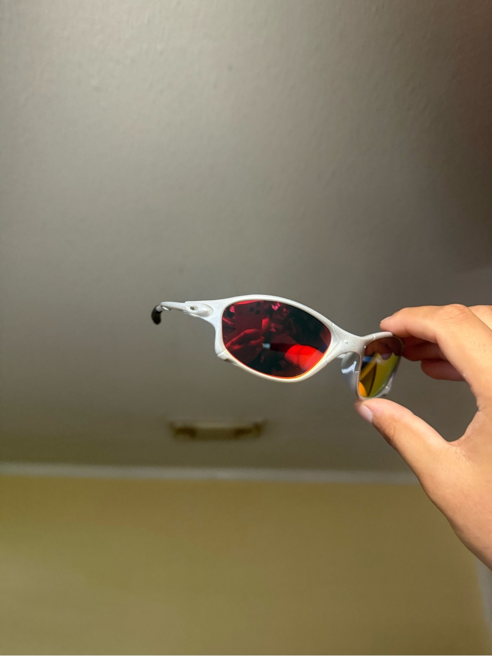 Sporty White Sunglasses with Red Mirrored Lenses Oakley